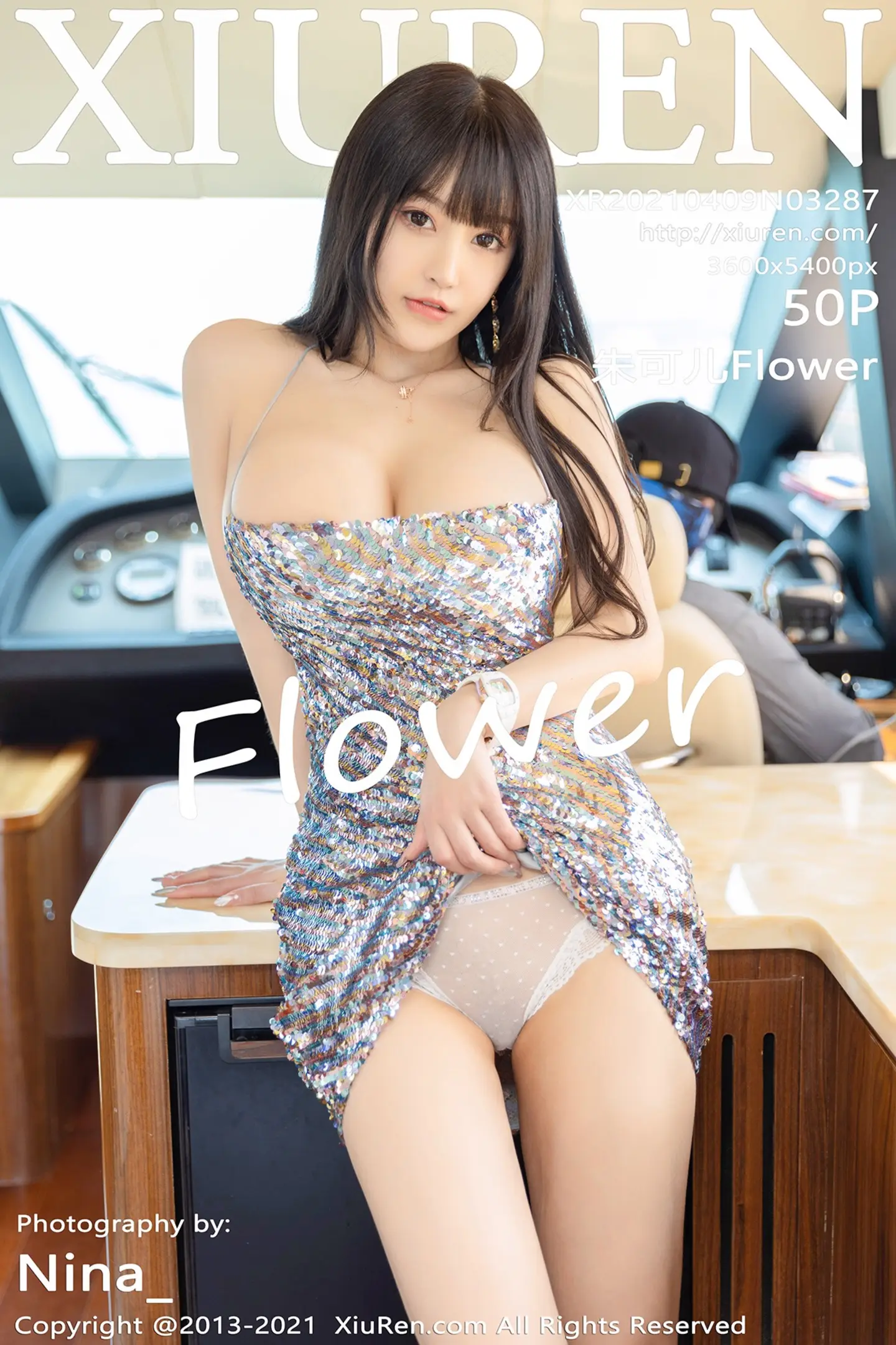 [XiuRen秀人网]VOL.3287 女神朱可儿Flower三亚旅拍户外游艇闪亮吊裙露傲人豪乳诱惑写真50P-秀人网官方网站